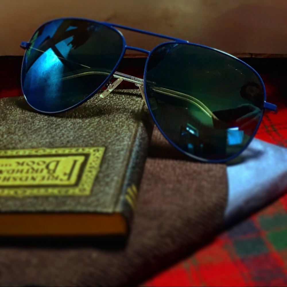 Yves Saint Laurent Aviator Sunglasses in blue